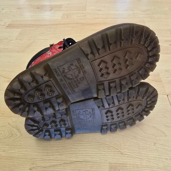 Dr  Martens Girls Lace Up Size Small   Red Boots  Shoes - Picture 4 of 10